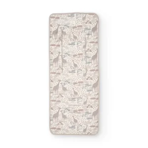 Colchoneta para silla de paseo con estampado de jirafas en tonos neutros