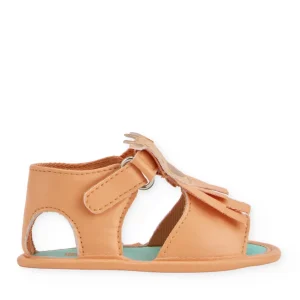 Sandalias de recién nacido de plana y cierre velcro