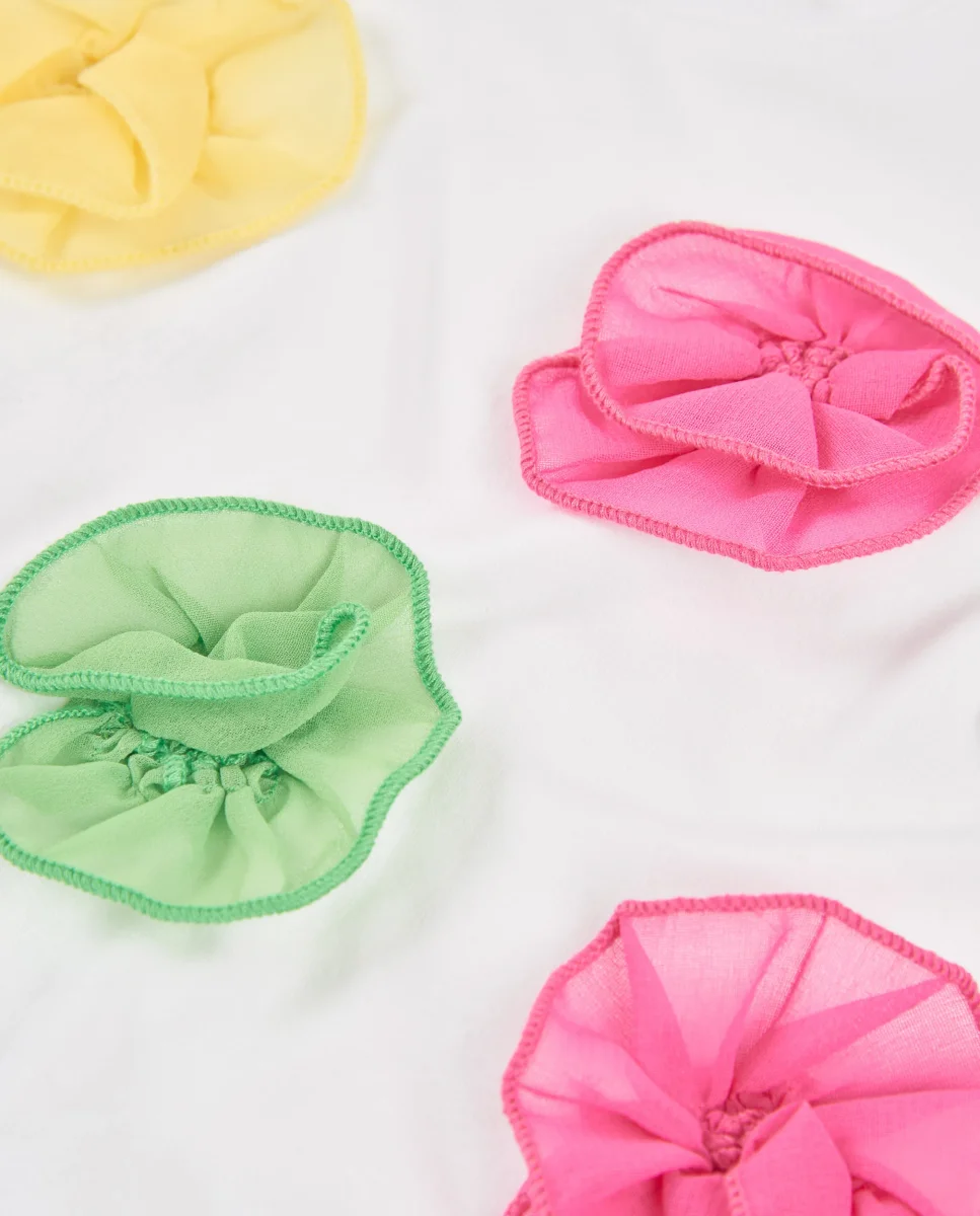 Camiseta de niña de punto y flores en volumen - Imagen 4