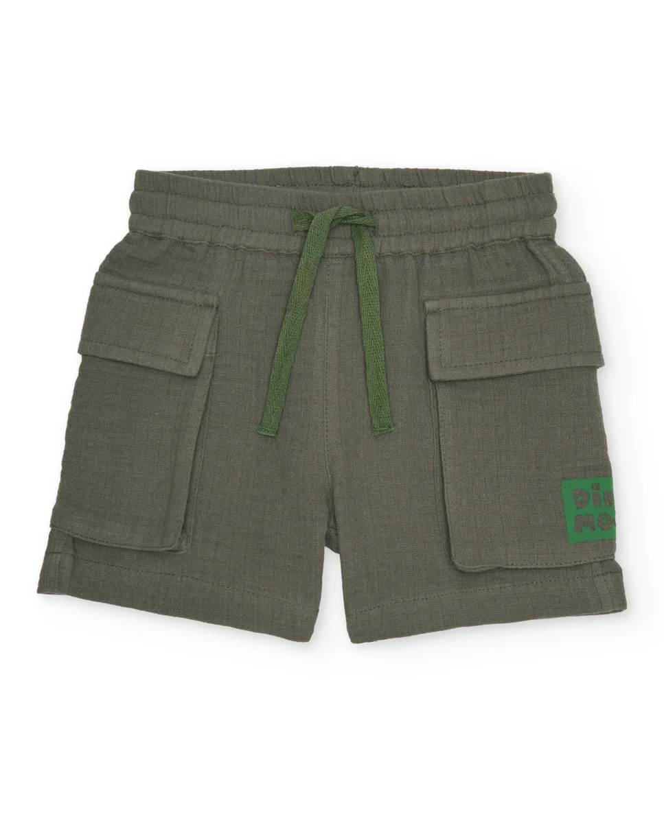 Bermuda de niño de plana con bolsillos laterales