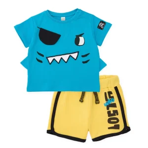 Conjunto de niño de punto con detalles en relieve
