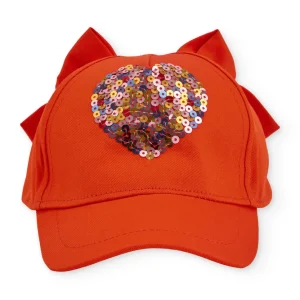 Gorra de niña de plana con corazón de lentejuelas