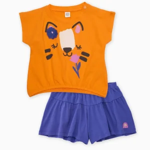 Conjunto de niña de punto con flor aplicada