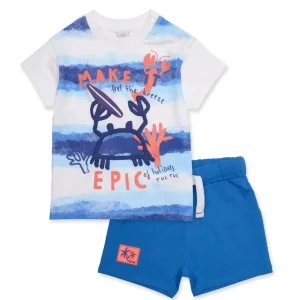 Conjunto de niño de punto y estampado de franjas