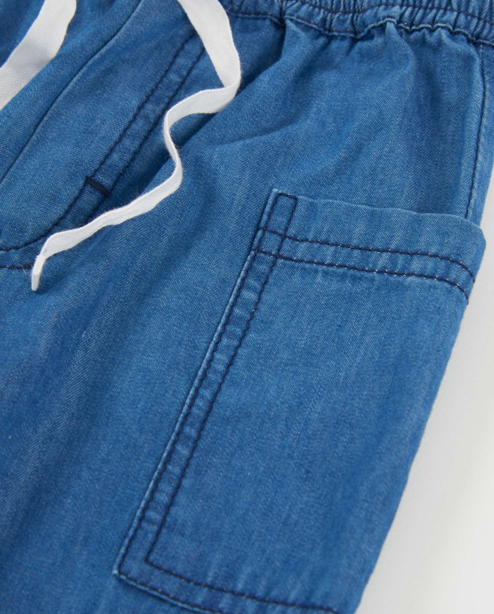 Pantalones de niño de plana con denim ligero - Imagen 4
