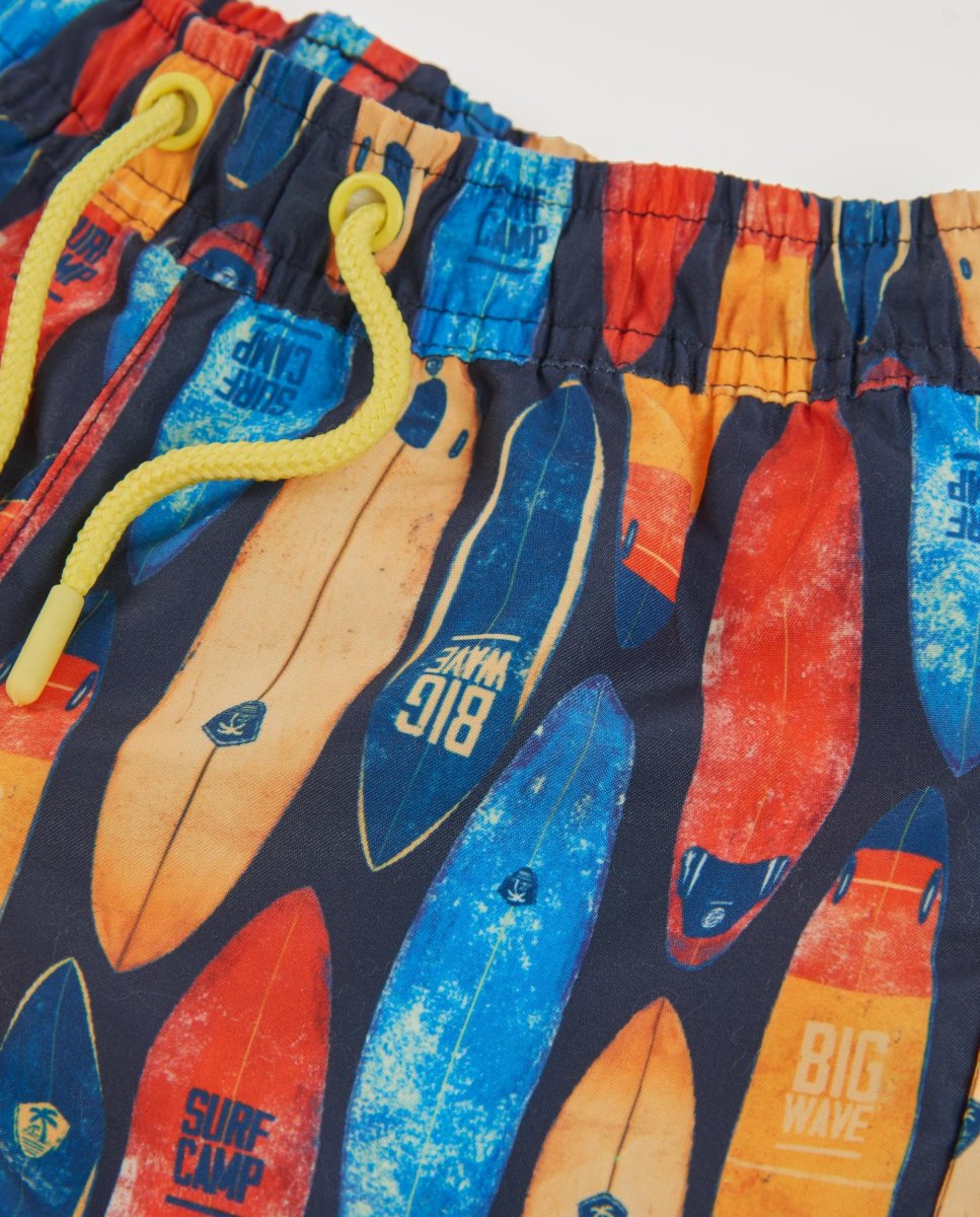 Bañador de niño de plana con tablas de surf - Imagen 4