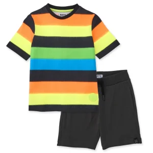Conjunto de niño de punto con franjas horizontales