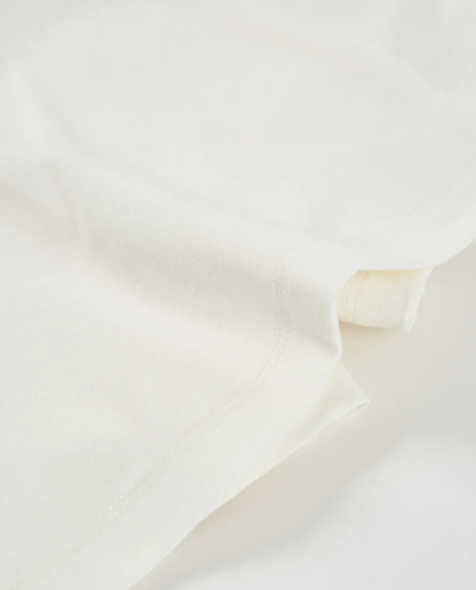 Falda pantalón de niña de punto con hebilla decorativa - Imagen 5