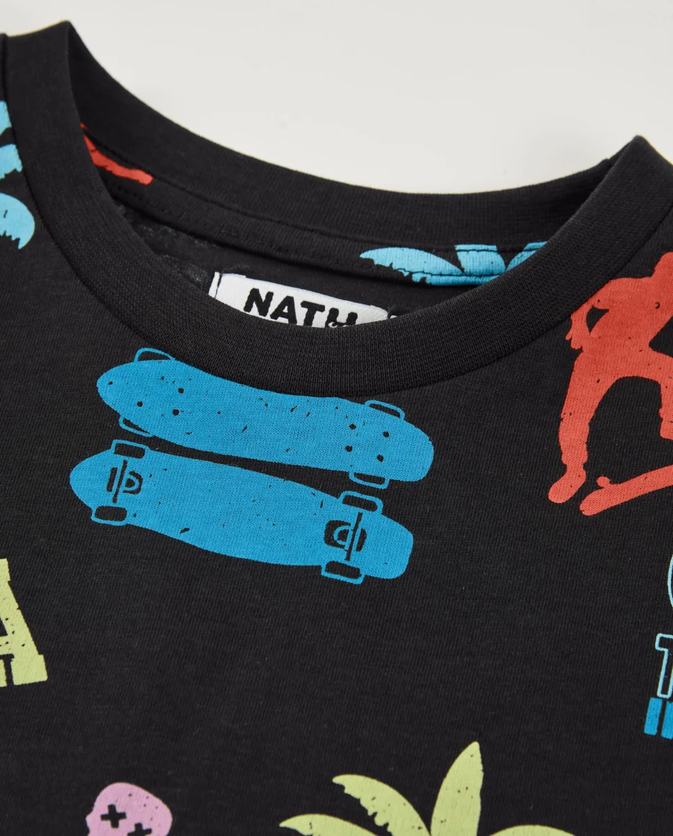 Camiseta de niño de punto con diseño urbano - Imagen 4