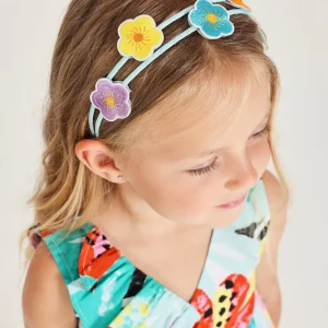 Diadema de niña de plana con flores bordadas aplicadas