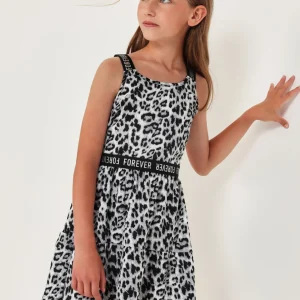 Vestido de niña de plana con tirantes elásticos