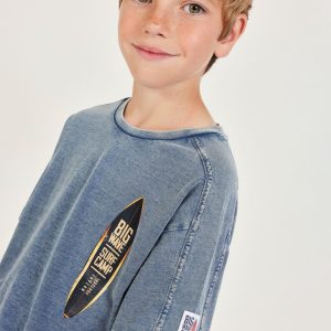 Camiseta de niño de punto con efecto lavado
