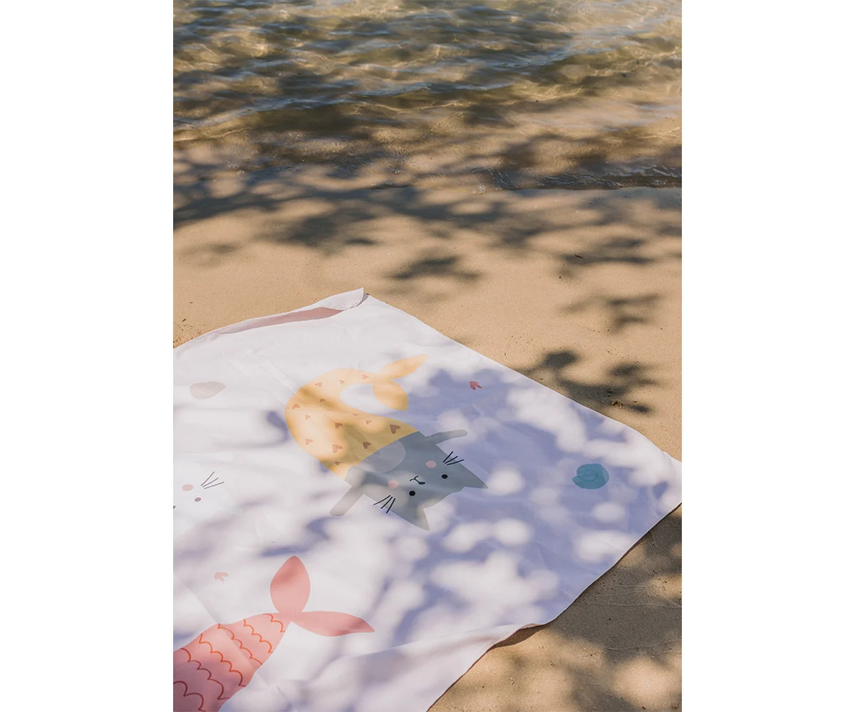 Toalla Playa Microfibra Mermaid Cats - Imagen 3