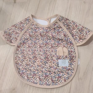 Babero flores Rabbit - Mamimuac