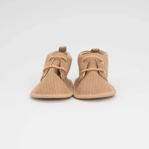 Zapatos de pana de bebé marrón claro