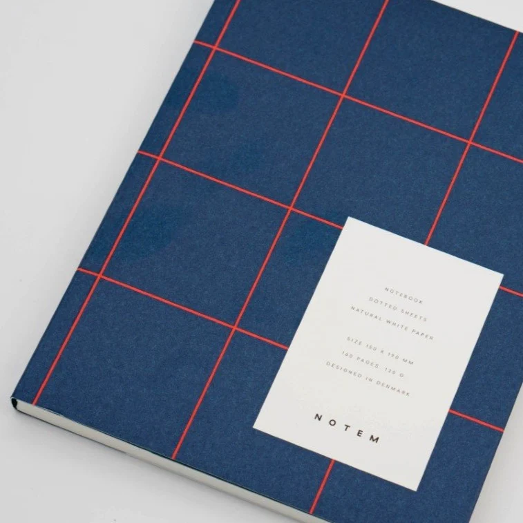 NOTEM Uma Cuaderno mediano - Azul oscuro apertura 180º (Dinamarca) - Imagen 3