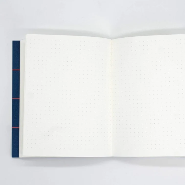 NOTEM Uma Cuaderno mediano - Azul oscuro apertura 180º (Dinamarca) - Imagen 6