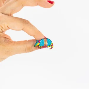 Pin Armadillo de color