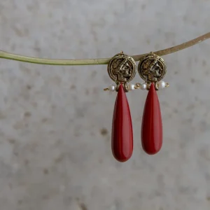 PENDIENTES DE RESINA ROJA