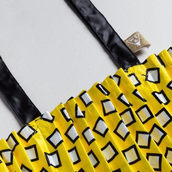 Bolso plisado satinado Quadratino - Write Sketch & / Multitudes bags (Milano) - Imagen 8