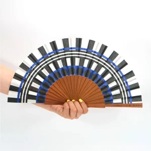 Abanico - Éventail / Camille Walala- A FAN OF (Barcelona)