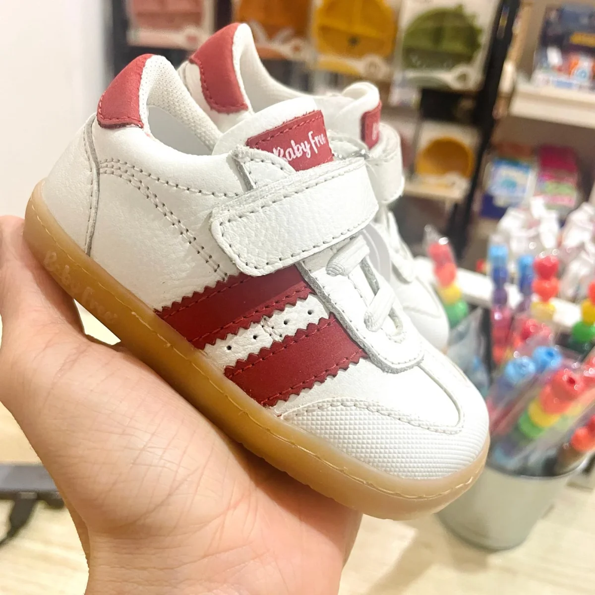 Deportiva Piel Blanco & Rojo – Chetto - Imagen 2