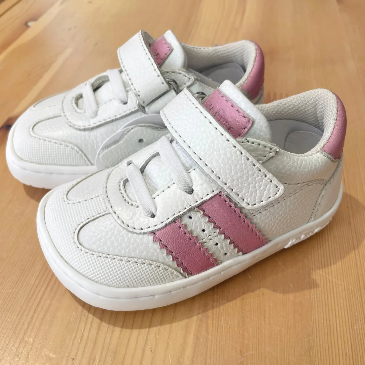 Deportiva Piel Rosa – Chetto - Imagen 3