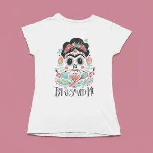 Camiseta de mujer ilustrada por Juanita Pinta - Bake saved me